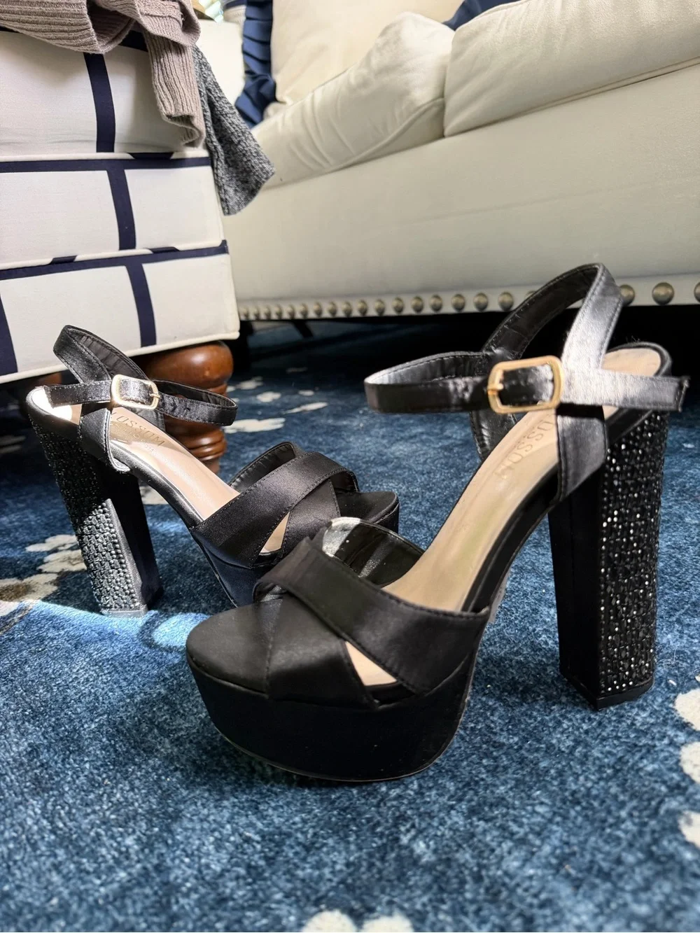 Platform Rhinestone Block Heel Sandals in Black